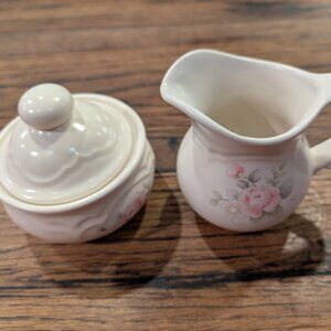 Vintage Pfaltzgraff Tea Rose Creamer And Sugar Bowl Set